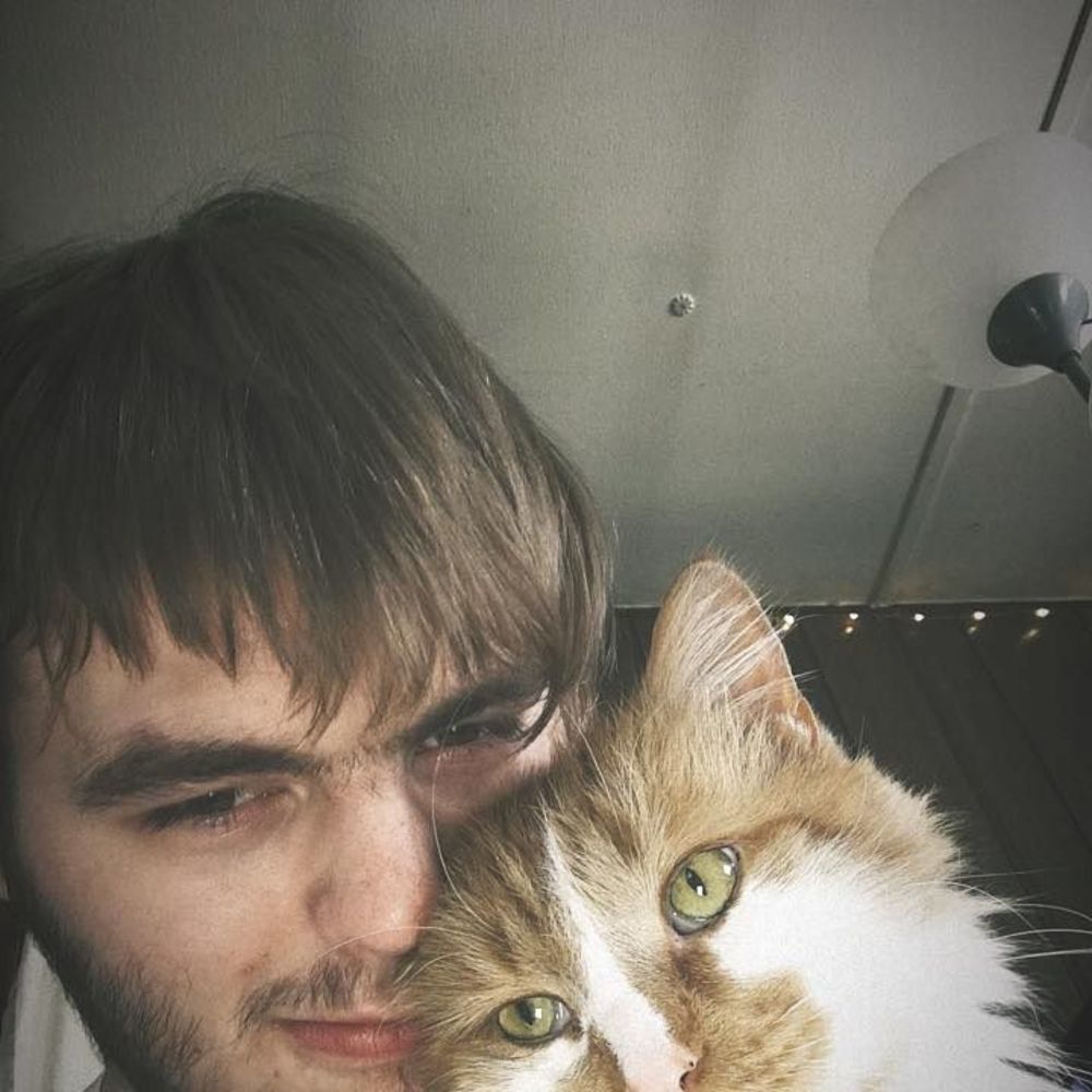 Meet your Posher, Dakota